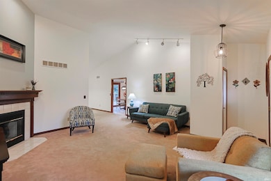 14988 Bonanza Ct W, Granger, IN 46530 - photo 5