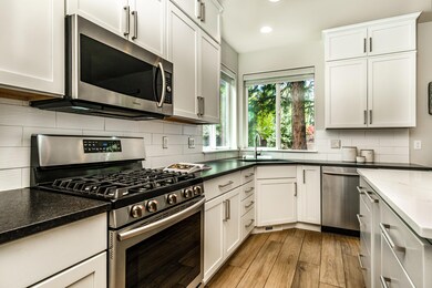 19668 Hollygrape St, Bend-34
