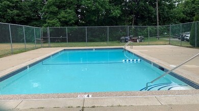 Fox Run Condominiums unit E3, Foxboro, MA 02035 - photo 3