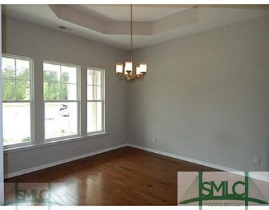Dining Room. Tray Ceilings