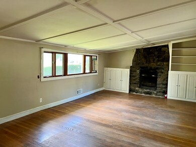 21 Lafayette St, Marblehead, MA 01945 - photo 4