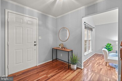 9505 Aspenwood Place, Montgomery Village, MD 20886 - photo 2