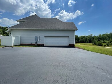 201 Tree Ct, Danville, VA 24541 - photo 4