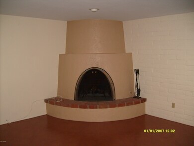 Beehive fireplace