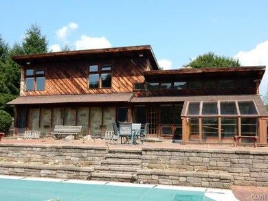 304 Whitey B Dr, Kunkletown, PA 18058 - photo 2