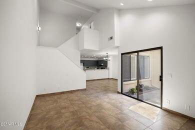 6-web-or-mls-UpmarketMedia_2248Birch-99