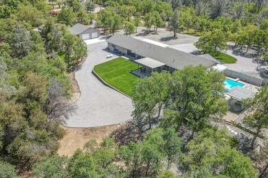 17400 Pittim Dr, Redding, CA 96003 - photo 6