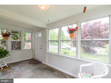 652 Hazelwood Rd, Ardmore, PA 19003 - photo 3