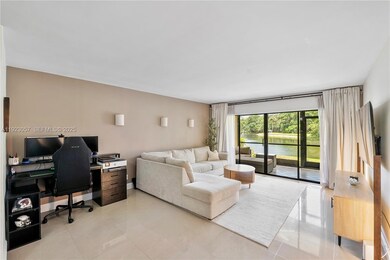 1706 Hammock Blvd unit 110, Coconut Creek, FL 33063 - photo 4