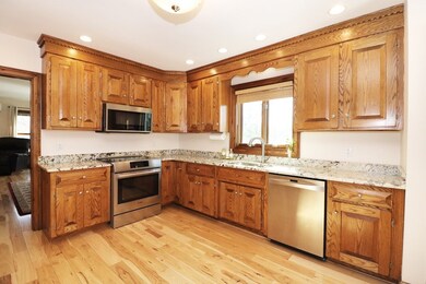 5 Jonathan Ln, West Townsend, MA 01474 - photo 7