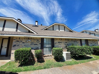 3016 N Bell Ave unit 30, Denton, TX 76209 - photo 2