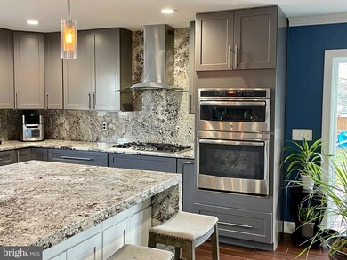 17839 Curtis Dr, Dumfries, VA 22026 - photo 3