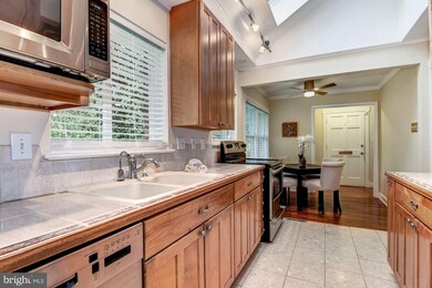 1629 Francis Hammond Pkwy, Alexandria, VA 22302 - photo 6