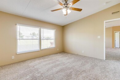 290 Prairie Ln, Azle, TX 76020 - photo 4