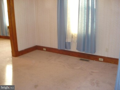 7 Ferndale Rd, Glen Burnie, MD 21061 - photo 2