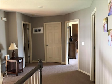 Upstairs Landing area between bedrooms and with la