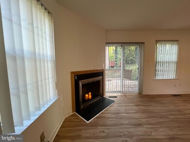 9101 Bronze Bell Cir, Columbia, MD 21045 - photo 3