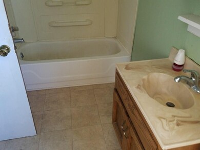 408 E Jefferson St, Tipton, IN 46072 - photo 7