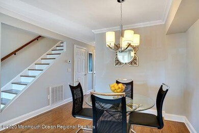 25 Meadow Ave-Dining2
