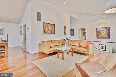 8552 Pineway Ct, Laurel, MD 20723 - photo 6