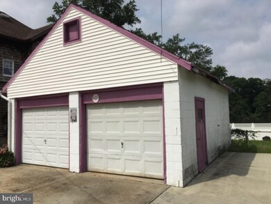 324 Highland Blvd, Gloucester City, NJ 08030 - photo 2