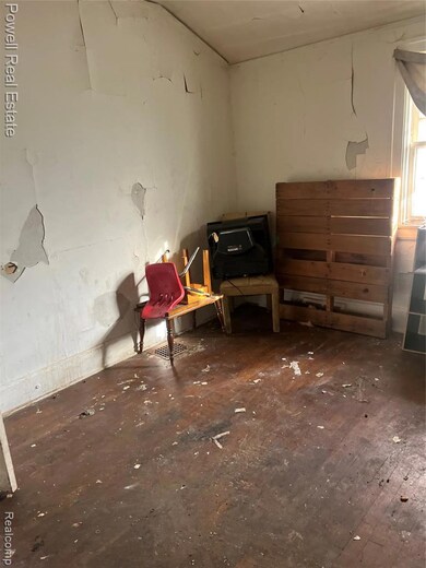 189 Tuxedo St, Highland Park, MI 48203 - photo 6