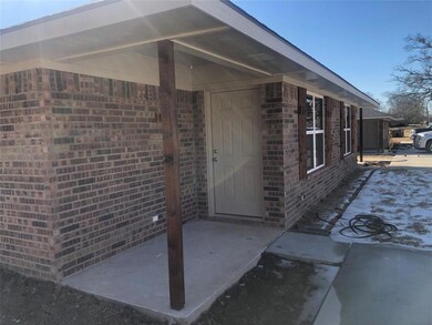 901 W 7th St, Bonham, TX 75418 - photo 3