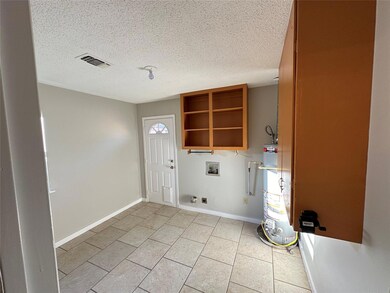 1009 W Florence St, Denison, TX 75020 - photo 6