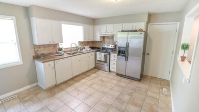 14-712 Hill Street Nixa, MO-14