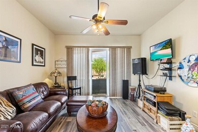 04-Living Room