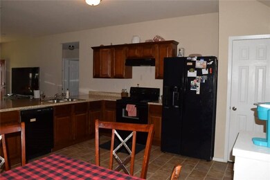 856 Jessica Leigh St, Elkins, AR 72727 - photo 3