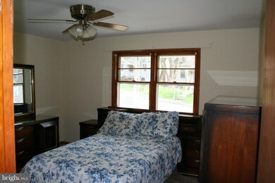 5003 Doppler St, Capitol Heights, MD 20743 - photo 4