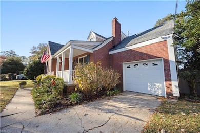 8817 Commodore Dr, Norfolk, VA 23503 - photo 2