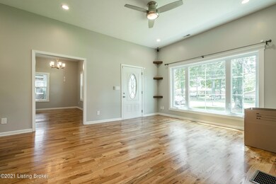 8818 Fairground Rd, Louisville, KY 40291 - photo 7