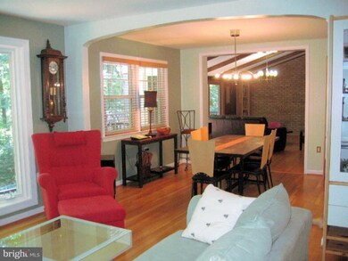 12607 Pentenville Rd, Silver Spring, MD 20904 - photo 6