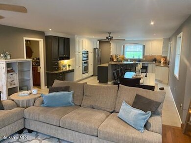 Living to kitchen area