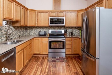 Kitchen w/SS Appliances