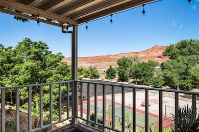 3 Overlook Ln