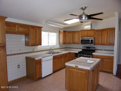 4960 S Mesquite Club Ln, Tucson, AZ 85706 - photo 6