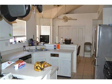 375 Brill Cir, Horizon City, TX 79928 - photo 4