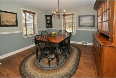 1041 Cherry Ln, Southampton, PA 18966 - photo 6