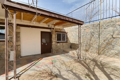 3615 Pershing Dr unit 2, El Paso, TX 79903 - photo 2