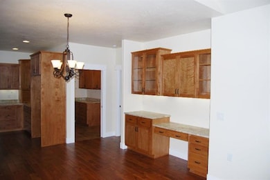 1191 Boulder Ridge St, Central Point, OR 97502 - photo 5