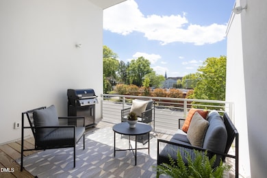 524_N_Mangum_Unit_2_MLS-41