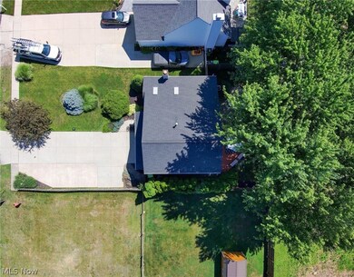 33811 Lake Rd, Avon Lake, OH 44012 - photo 4