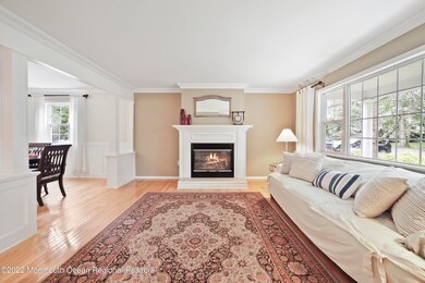 20 Phoenix Pkwy, Oakhurst, NJ 07755 - photo 6