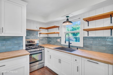 Kitchen 4