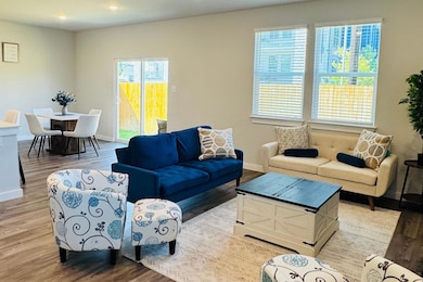 5935 W Hausman Rd unit 1, San Antonio, TX 78249 - photo 4