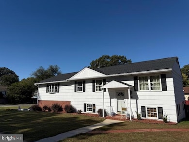 750 215th St, Pasadena, MD 21122 - photo 3