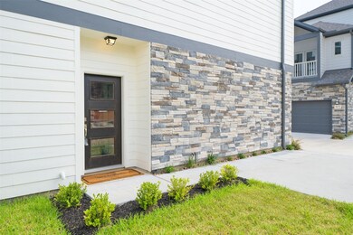 845 Fisher St unit G, Houston, TX 77018 - photo 2